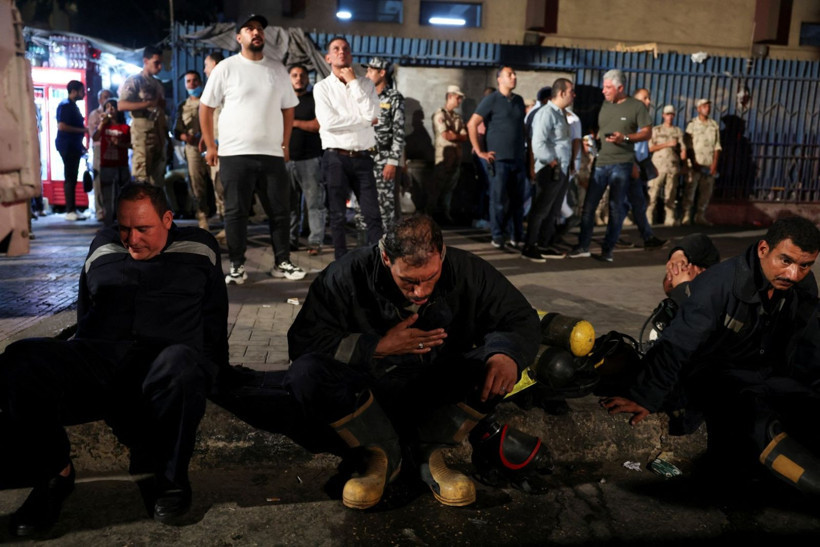 Mısır'da korkutan yangın: 4 ölü, 22 yaralı - Resim: 7