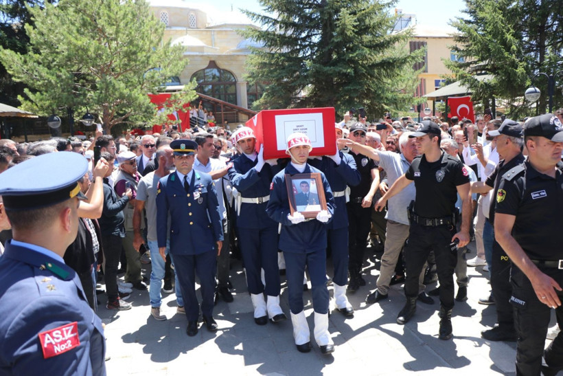 Şehitlere son veda - Resim: 11