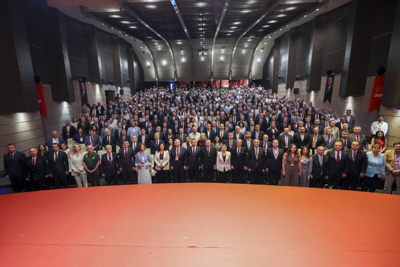 CHP'li belediye başkanları toplandı: 'Geri adım atmak yok' - Resim : 1