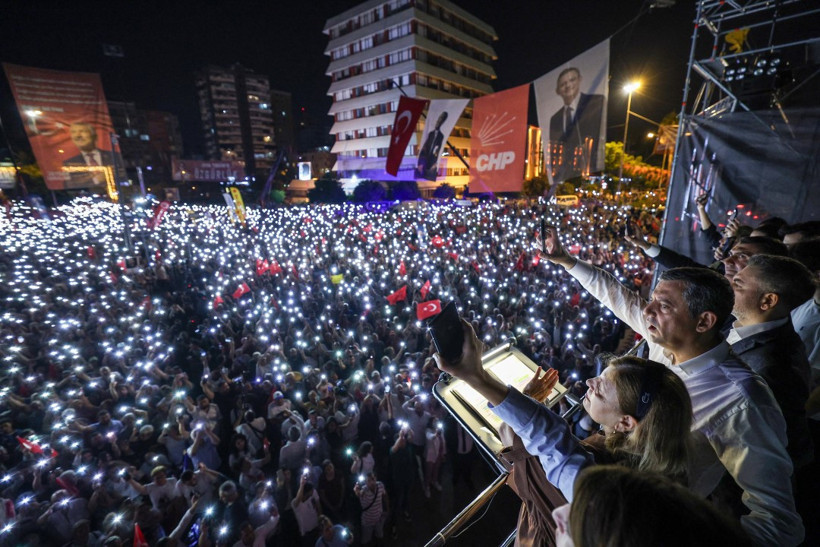 Özgür Özel: Birileri Cumhurbaşkanı'nı kandırmış - Resim : 7