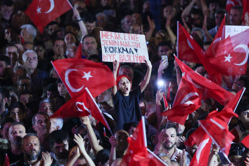 Özgür Özel: Birileri Cumhurbaşkanı'nı kandırmış - Resim : 9