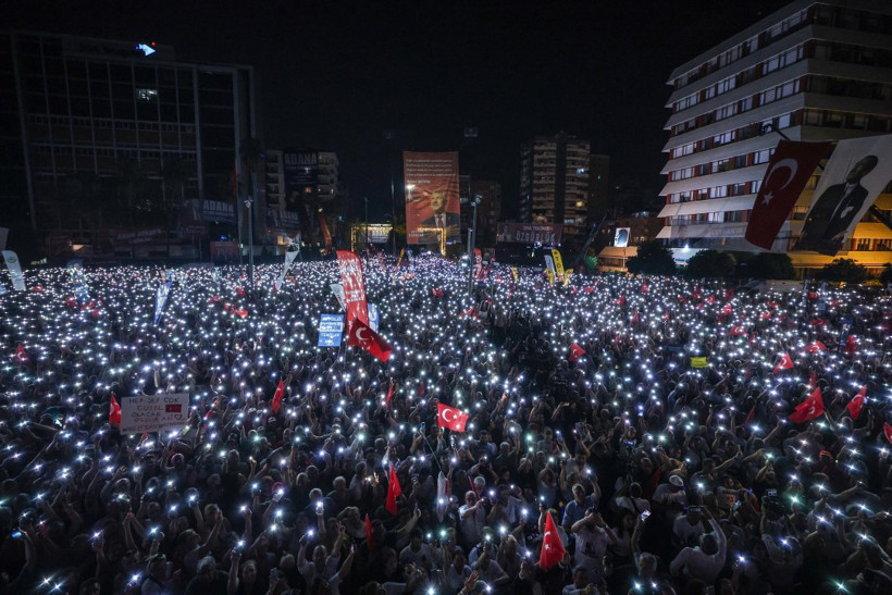 Özgür Özel: Birileri Cumhurbaşkanı'nı kandırmış - Resim : 8