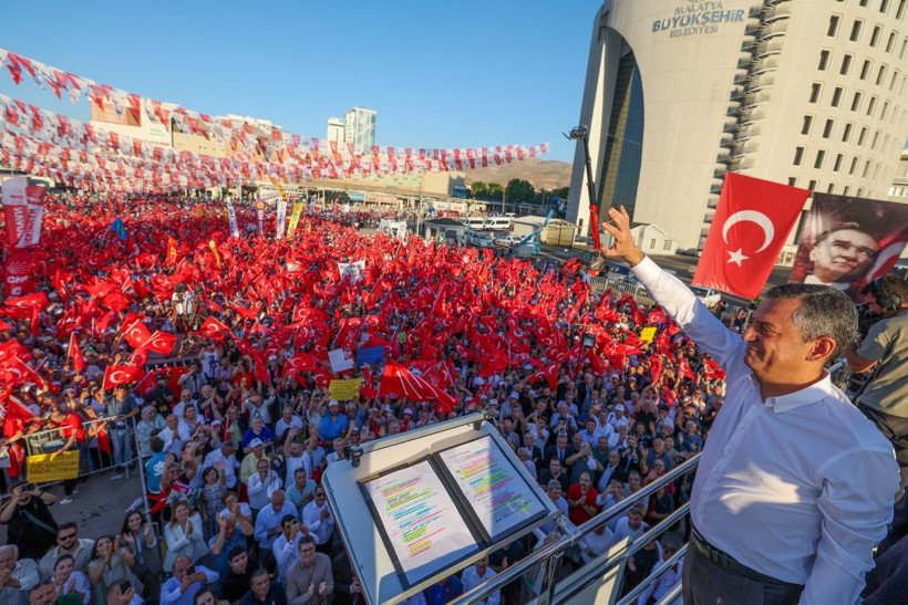 Özgür Özel'den Erdoğan'ın 'tarihi' açıklamasına sert yanıt - Resim : 16