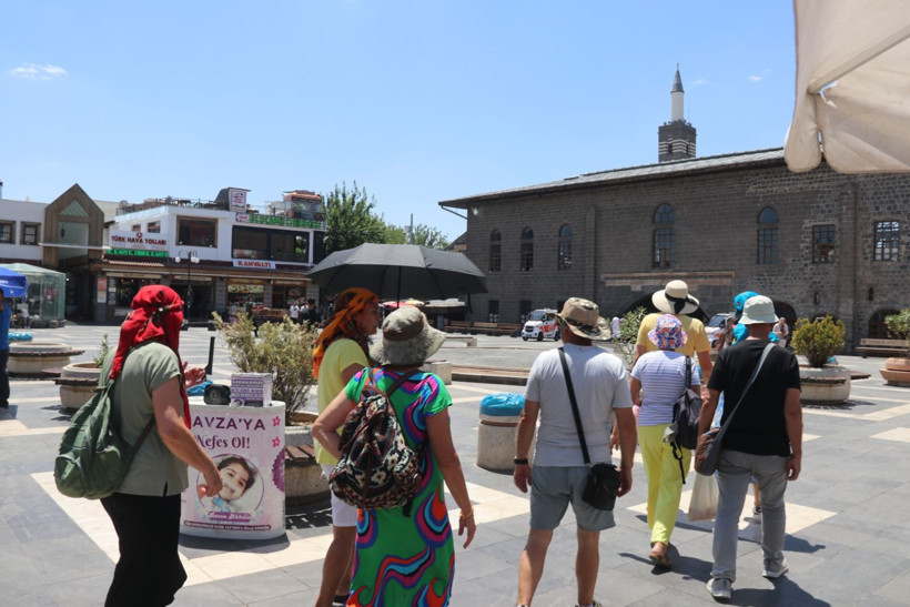 Sıcaklık 48 dereceye çıktı: Cadde ve sokaklar terk edildi - Resim: 3