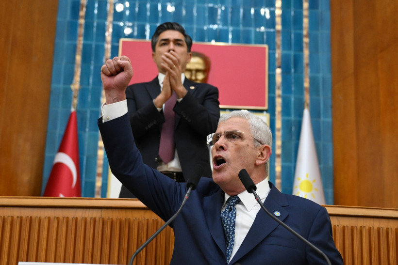 Müsavat Dervişoğlu'ndan askerlik tepkisi - Resim : 2