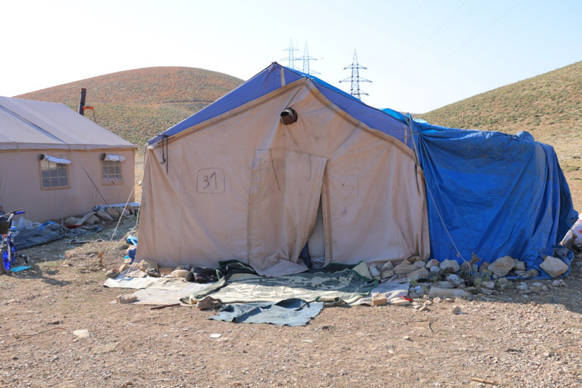 Burada yaz yok: Temmuz'da soba yakıyorlar - Resim : 2