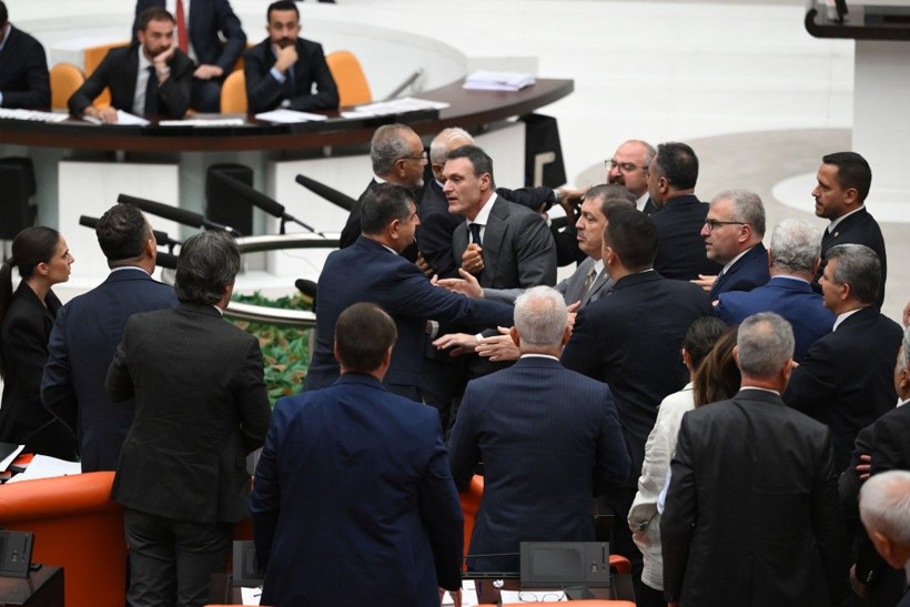 Meclis'te LGS kavgası - Resim: 13