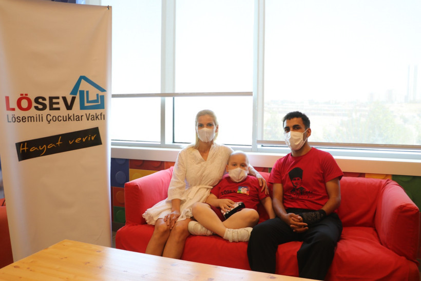 Oğlu için tedavisini yarım bıraktı - Resim : 1