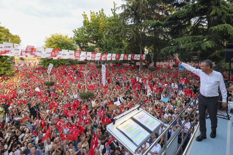 Özgür Özel, 'gecenin sürprizi' diyerek anket sonuçlarını açıkladı - Resim : 7
