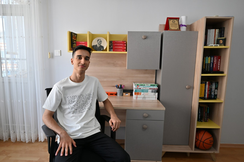 Kendisi YKS, kardeşi LGS birincisi oldu - Resim : 1