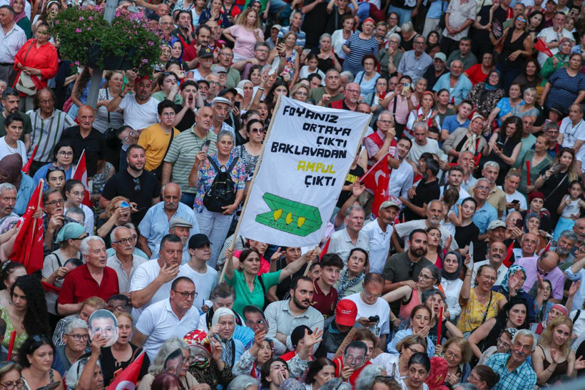 Özgür Özel, 'gecenin sürprizi' diyerek anket sonuçlarını açıkladı - Resim : 5