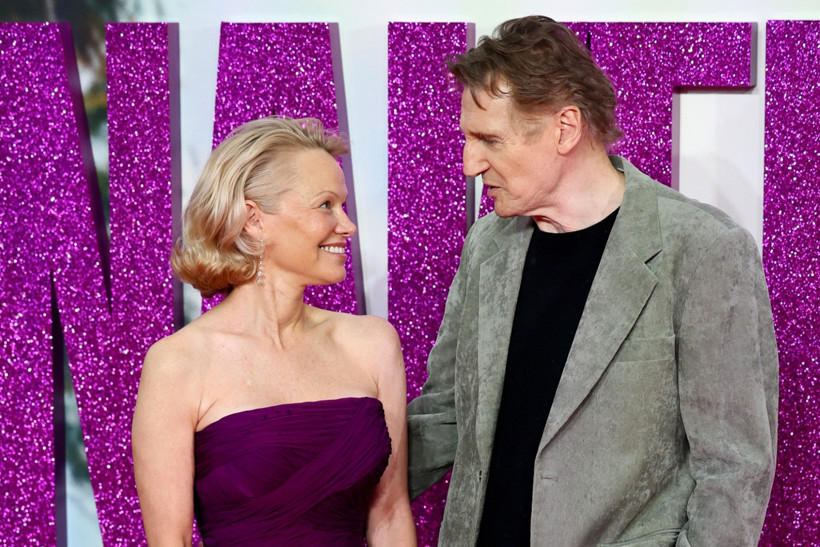 Galada aşk iddialarını alevlendiren yakınlaşma - Resim : 1