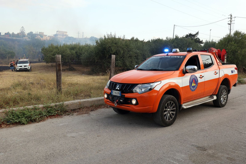 Turistik ada günlerdir alevlerle boğuşuyor - Resim: 6