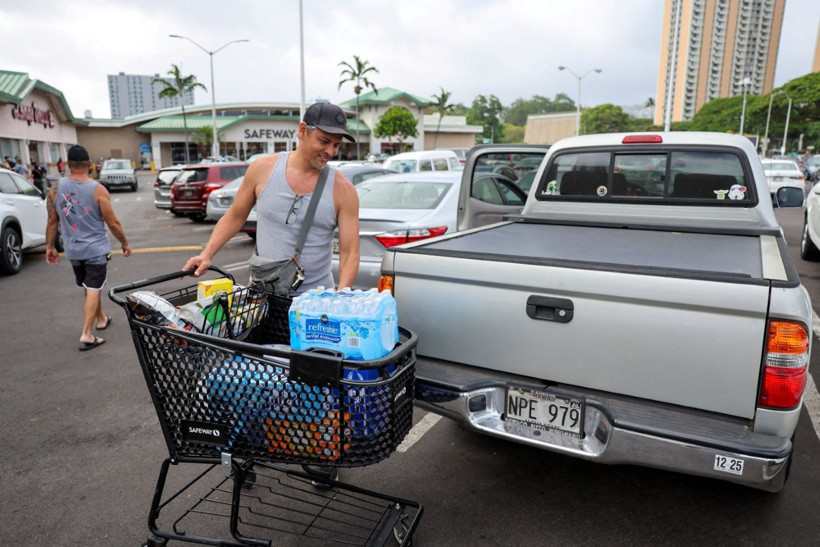 8,8'lik depremin tetiklediği dev dalgalar: Hawaii'de büyük kaçış - Resim: 10