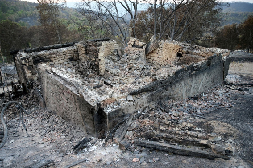 Karabük yangını: Bir köyde 39 ev yandı - Resim: 6