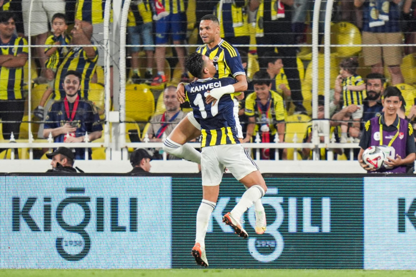 Fenerbahçe, Lazio'yu yendi: Yeni transferini maç bitimi duyurdu - Resim : 2