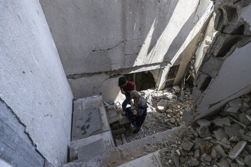 20 günlük bebekle burada yaşıyorlar... - Resim: 4