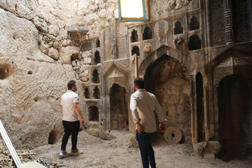 Kömürlükten 600 yıllık külliye çıktı - Resim: 1