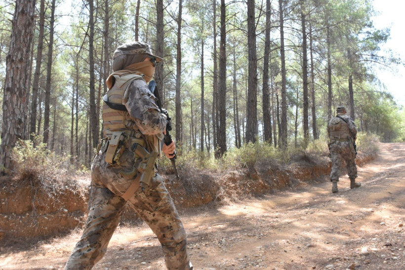 Özel Harekat'tan tam teçhizatlı orman devriyesi - Resim: 1