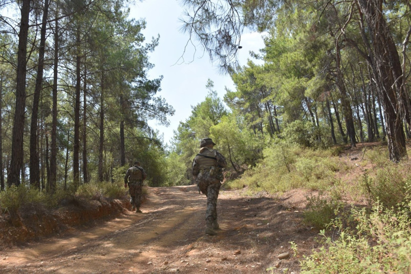 Özel Harekat'tan tam teçhizatlı orman devriyesi - Resim: 2