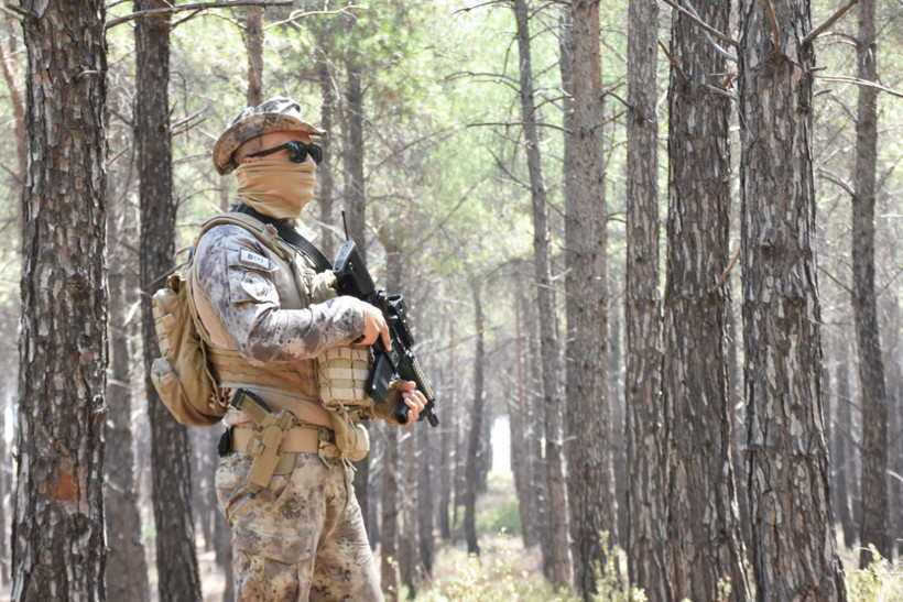 Özel Harekat'tan tam teçhizatlı orman devriyesi - Resim: 4