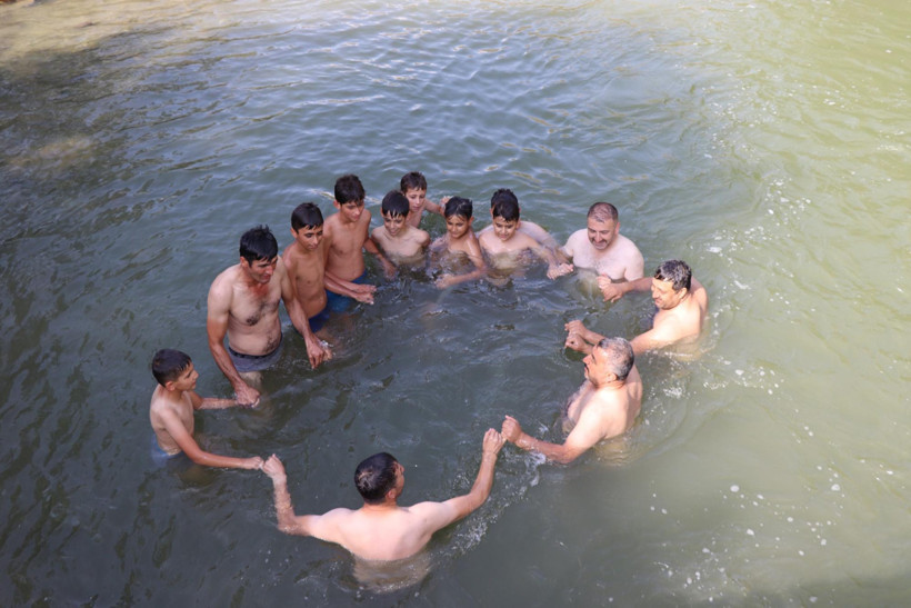 Bu çay harareti gerçekten alıyor: Sıcaktan kaçanlar Lehsor’a akın ediyor - Resim : 1