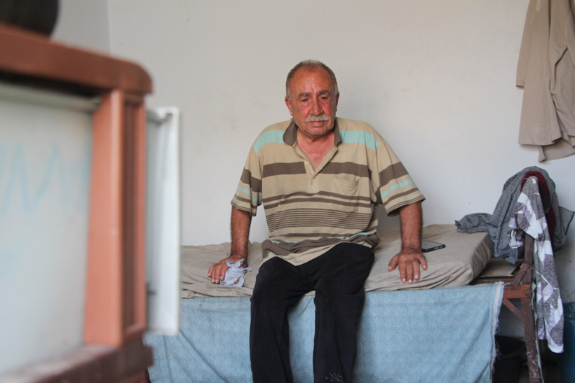 Aynı gün evini ve eşini kaybetti: Depodan bozma tek odalı evde yaşıyor - Resim : 2