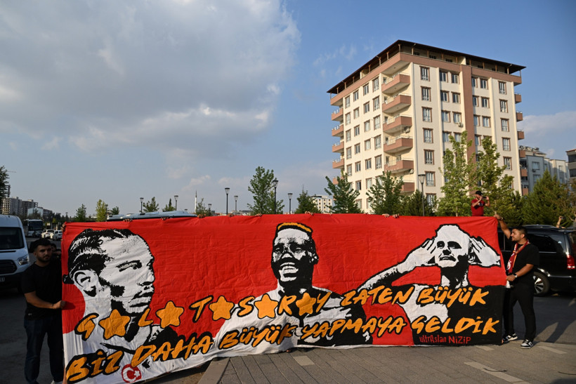 Galatasaray sezon açılışı için Gaziantep'te: Coşkulu karşılama - Resim : 2