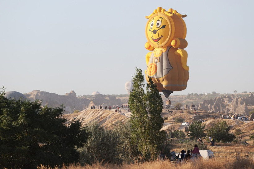Kapadokya'da figürlü balonlar enfes görüntüler oluşturdu - Resim: 17