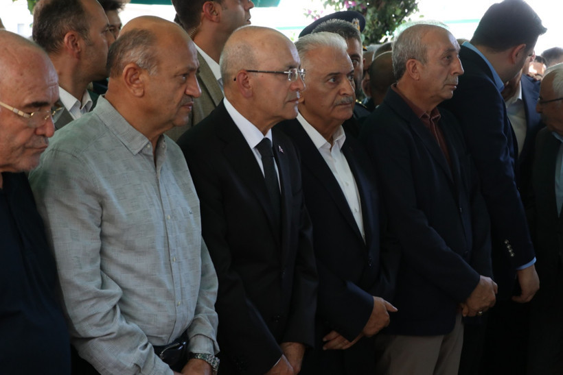 Mehmet Şimşek'in acı günü: Ağabeye son görev - Resim : 2