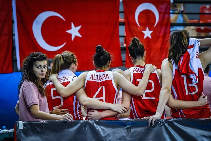 Milli takımın eski doktoru, rezidansta ölü bulundu - Resim : 1