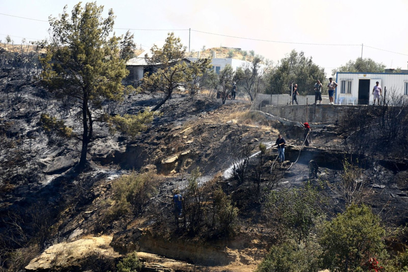 Kavruluyoruz! Rekor sıcaklar ve yangınlar dört bir yanı sardı - Resim: 12