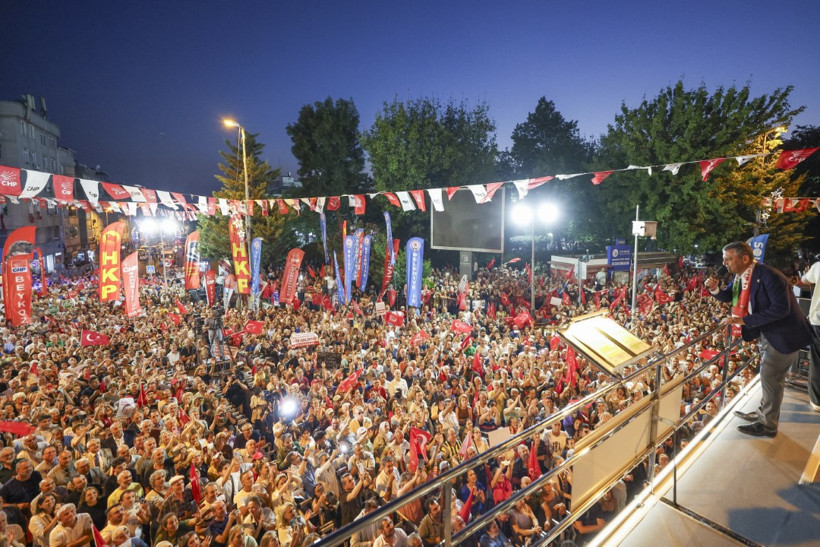 Özgür Özel saat vererek duyurdu: 'AK Parti kuruluş yıl dönümü hediyen geliyor' - Resim : 5