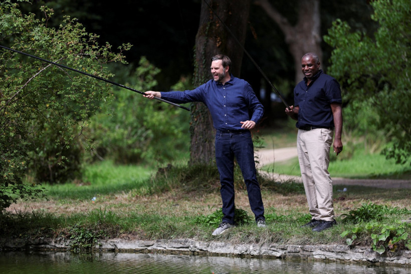 JD Vance ile balık tutan dışişleri bakanının başı belaya girdi - Resim : 2