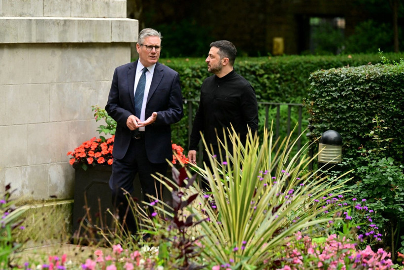 Kritik zirve öncesi İngiltere ziyareti: Bahçede çay içtiler - Resim: 7