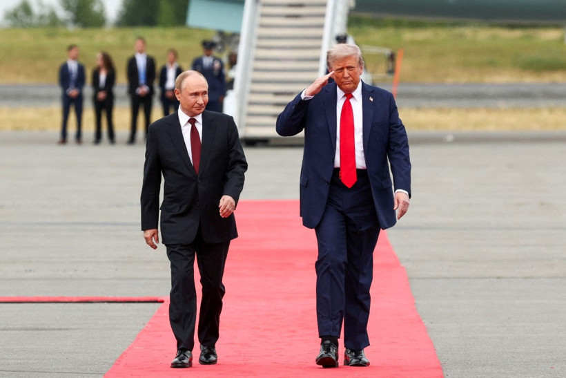 Trump ve Putin'in uçakları Alaska'ya indi: Barış çıkmazsa mutsuz olurum - Resim : 1