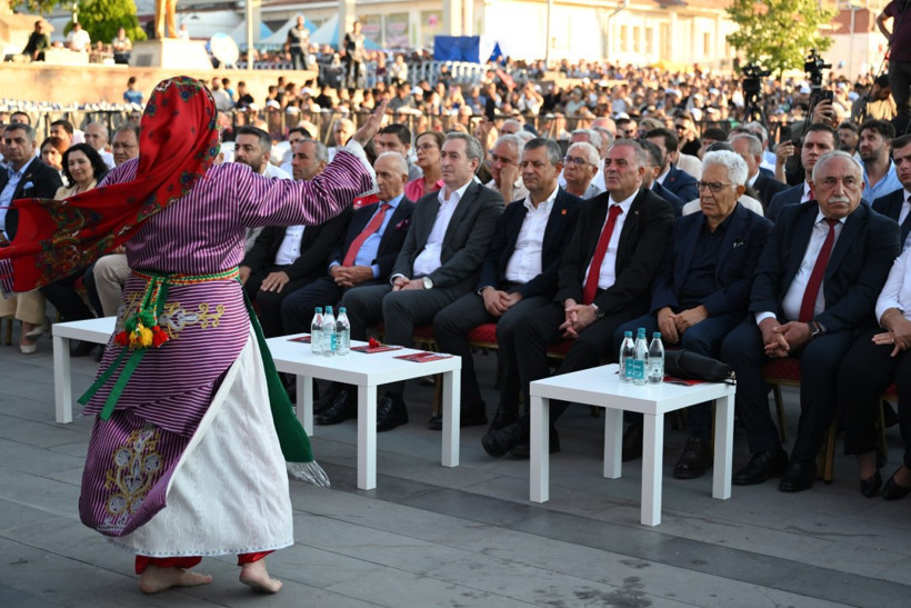 Özgür Özel: Hiçbir gün zalim olmamaya söz veriyoruz - Resim : 6