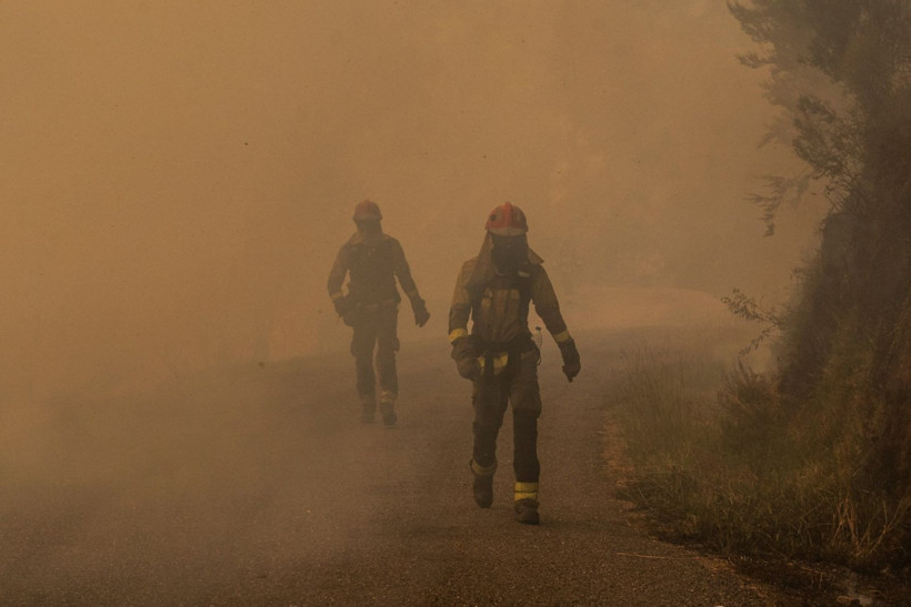 İspanya cehenneme döndü: Askerler sahada - Resim: 2