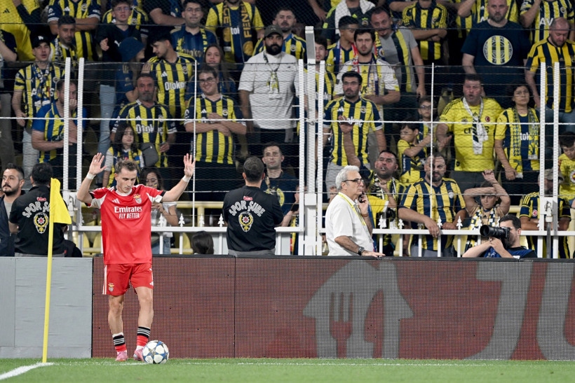 Fenerbahçe 'ofsaytta' kaldı: Benfica karşısında fırsat tepti - Resim : 3