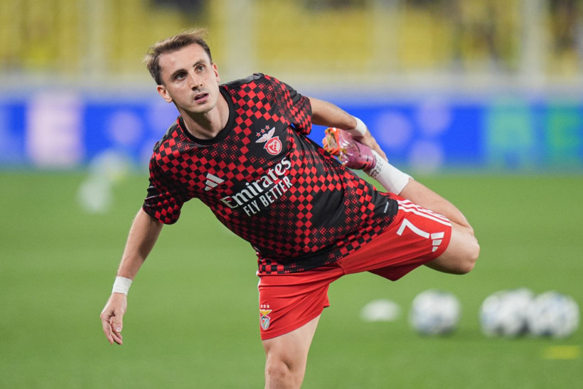 Kadıköy'de o an: Kerem'den Fenerbahçe taraftarına karşılık! - Resim: 1