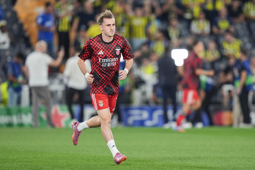 Kadıköy'de o an: Kerem'den Fenerbahçe taraftarına karşılık! - Resim: 2