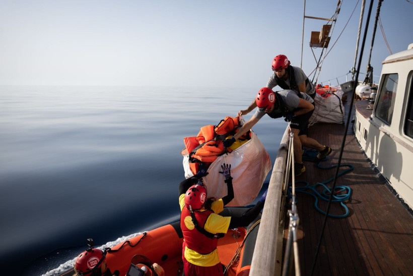 Akdeniz'de operasyon: 130 can böyle kurtarıldı - Resim: 18