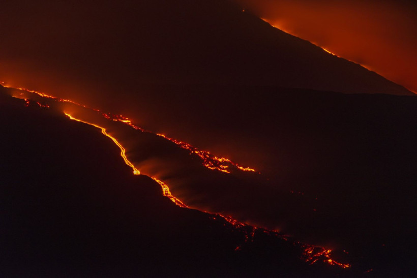 18 gündür patlıyor... Kartpostallık görüntüler - Resim: 4
