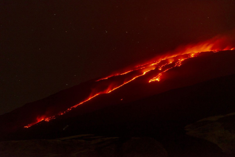 18 gündür patlıyor... Kartpostallık görüntüler - Resim: 7