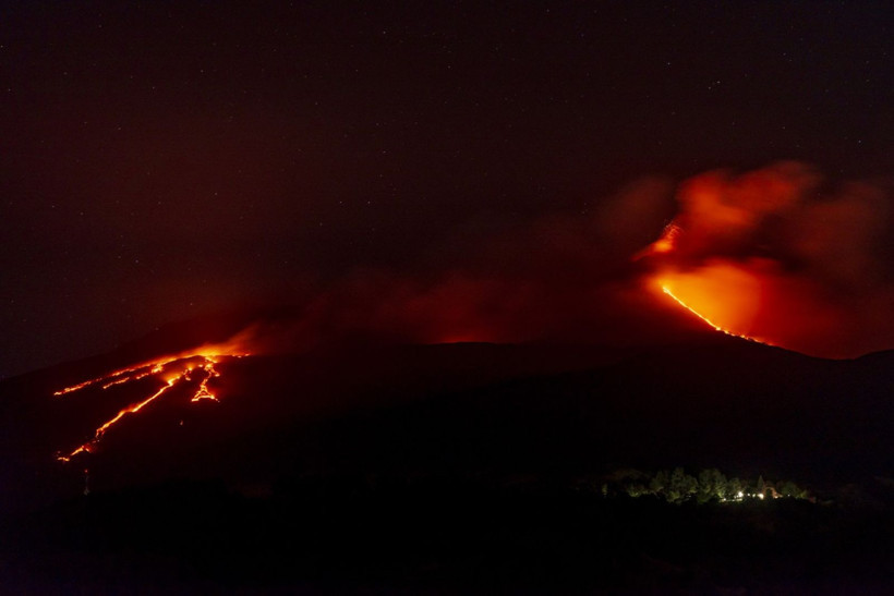 18 gündür patlıyor... Kartpostallık görüntüler - Resim: 8