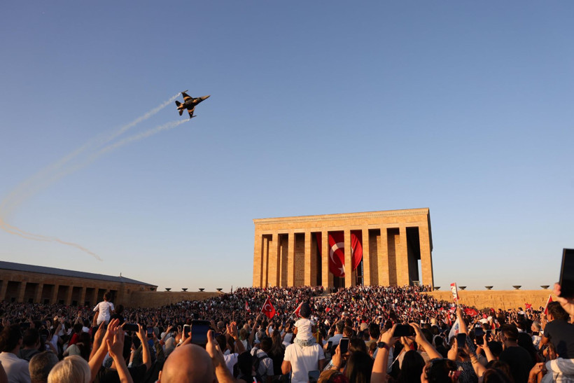 Ata’nın huzurunda Zafer coşkusu - Resim: 15