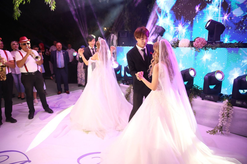 Kastamonulu içerik üreticisi ikizler, Tayvanlılarla evlendi - Resim: 10