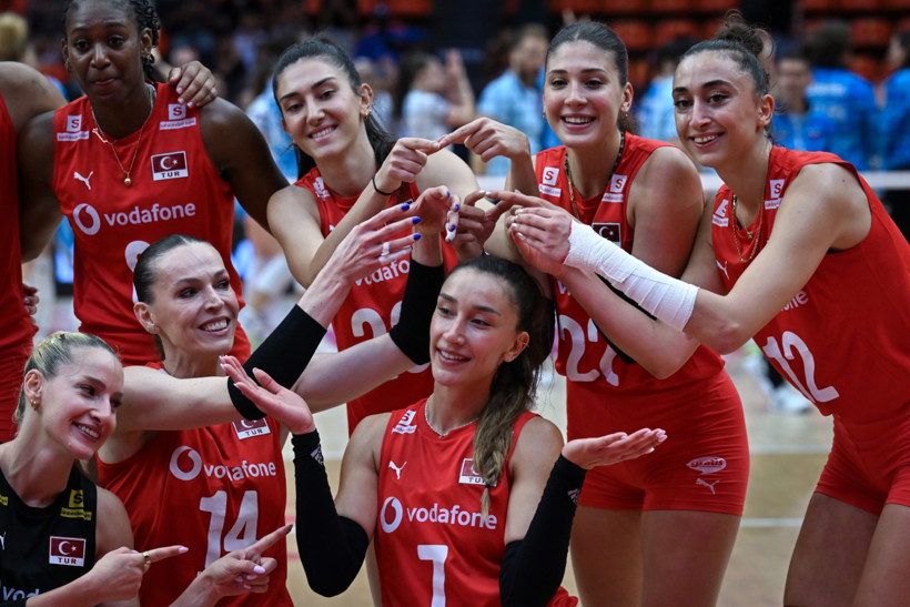 Filenin Sultanları güle oynaya çeyrek finalde - Resim : 1