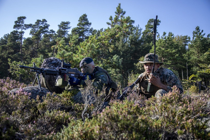 Tarafsızlığın bittiği yer: 2. Dünya Savaşı'nı andıran kareler... - Resim: 12