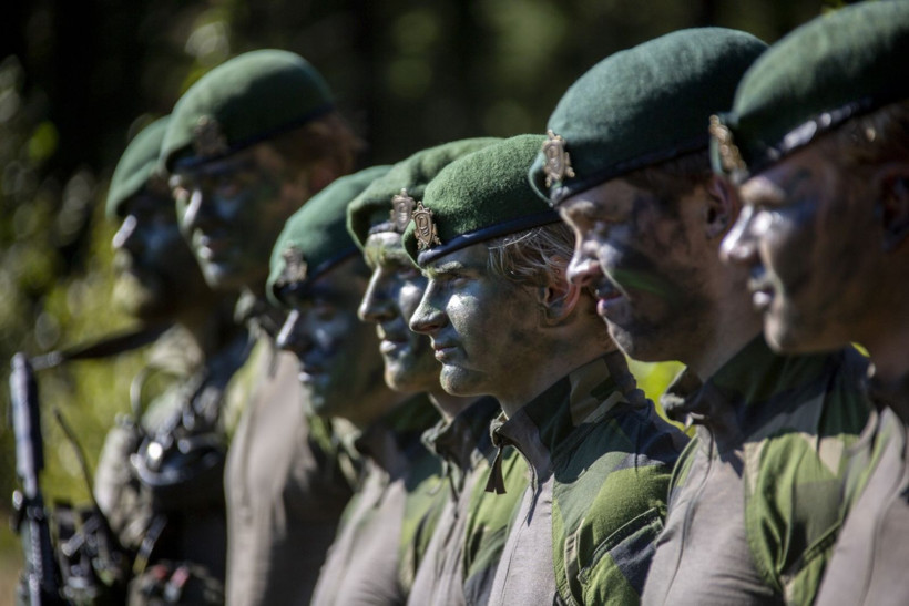 Tarafsızlığın bittiği yer: 2. Dünya Savaşı'nı andıran kareler... - Resim: 3